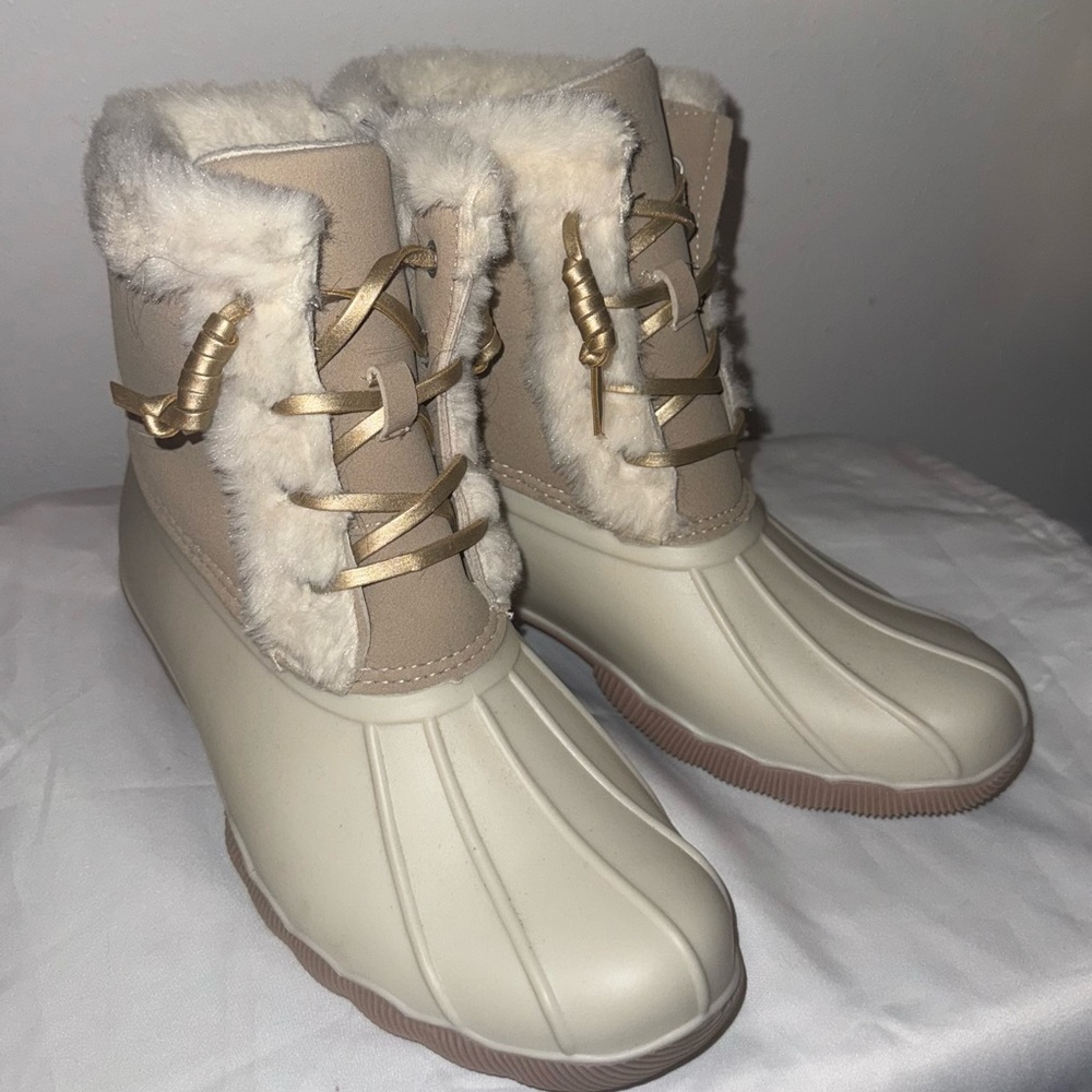 Maurices Cream and Tan Winter Rain Boots Lace-Up Waterproof